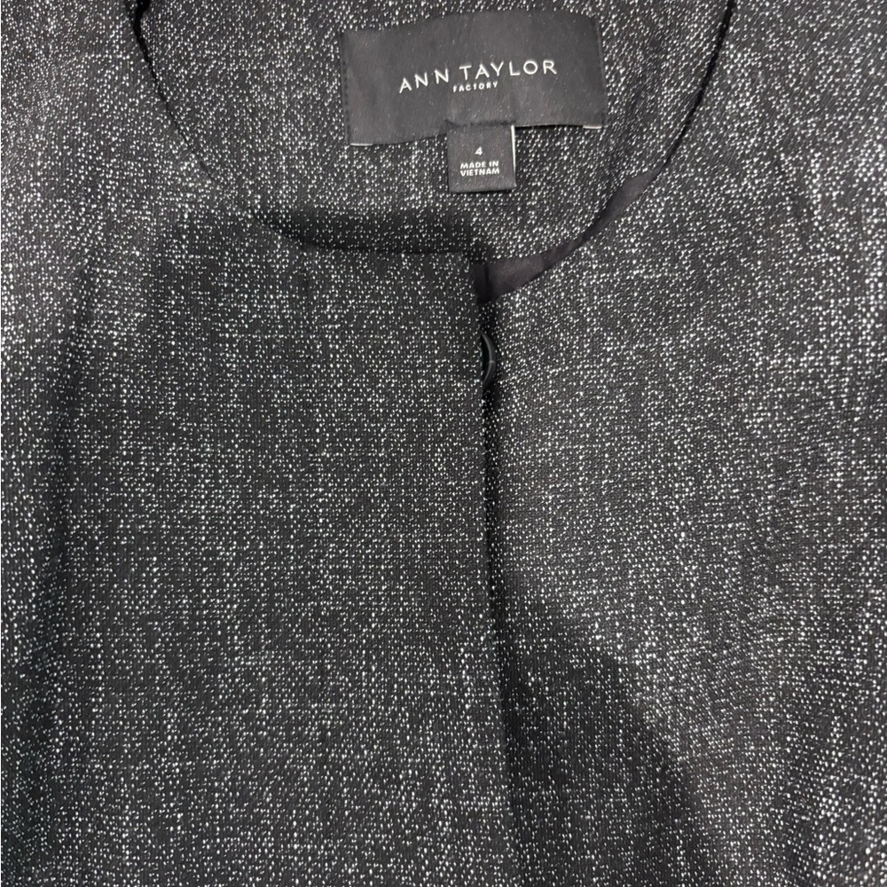 Ann Taylor Suit, Jacket 4, Pants 6
